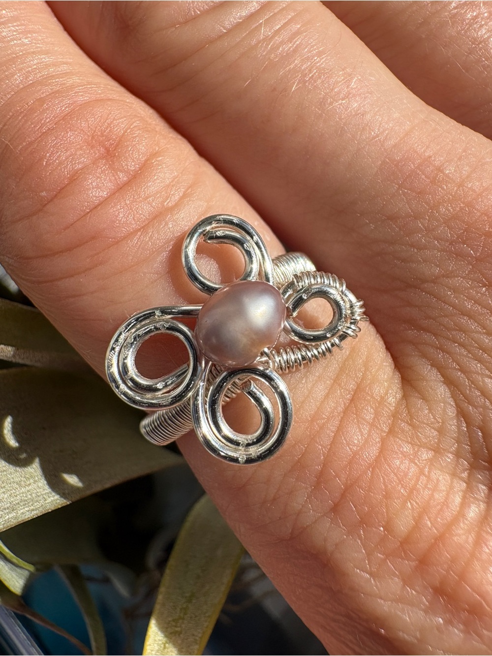 NWOT Real Pearl and Silver Plated Wire Wrapped Ring - Size 6.5